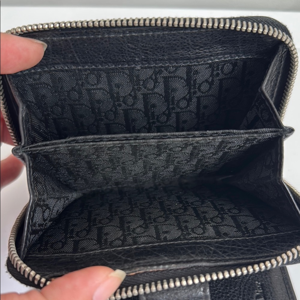 Dior Black Leather bifold wallet- pls read description - Picture 5 of 9